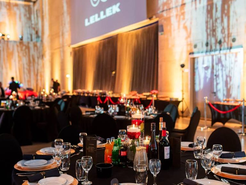 Wypożyczalnia sprzętu cateringowego i gastronomicznego w Poznaniu - PIN Catering